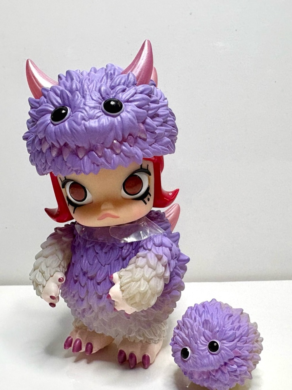 Discontinued Monster Fluffy Molly from the Erosion series. - Picture 2 of 7